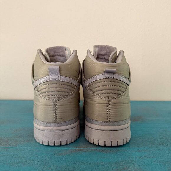 Nike Dunk High Top Premium Quilted Metallic Silver Gray Sneakers Sz 40/10 - Picture 4 of 9